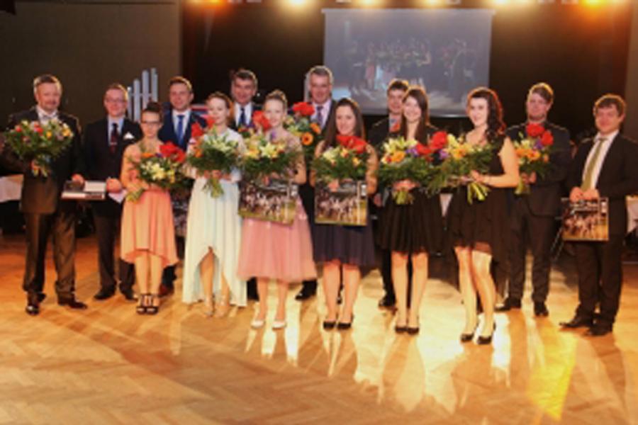 Ballfeeling in Niesky: Der 19. Niederschlesische Pferdeball